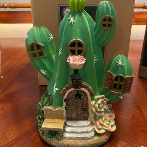 New solar garden statues $25 each